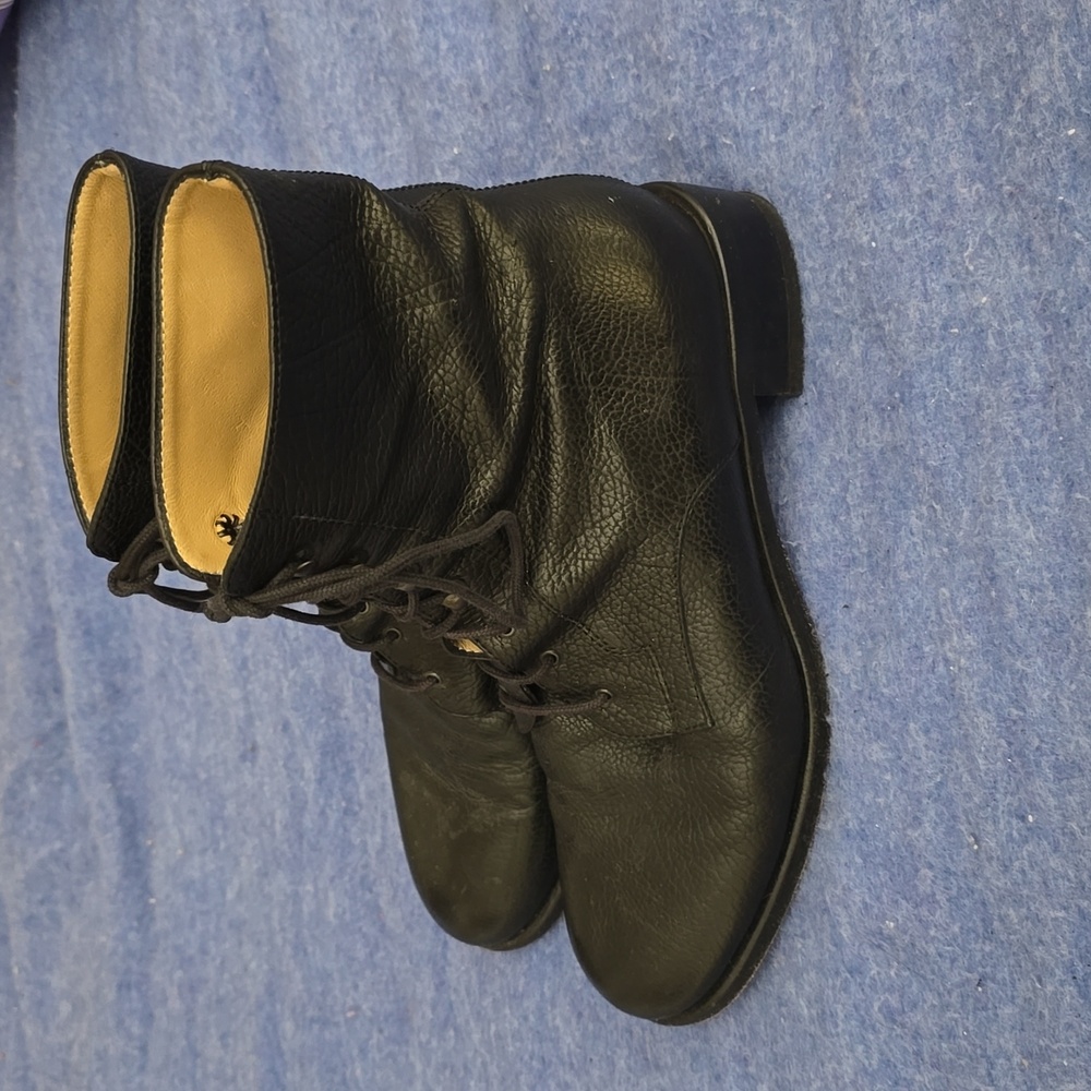 Varda black pebbled grain all leather ankle boots - Picture 2 of 10